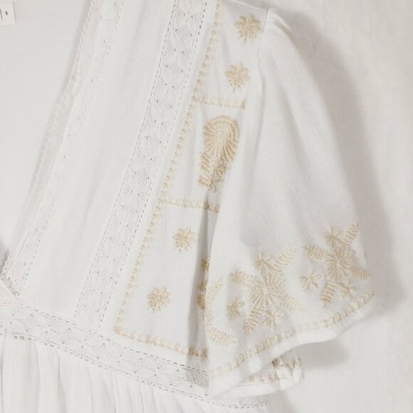 In Loom, Boho Top, Small, White with Tan Embroidery Detail and Lace Trim, Beachy - Picture 5 of 16